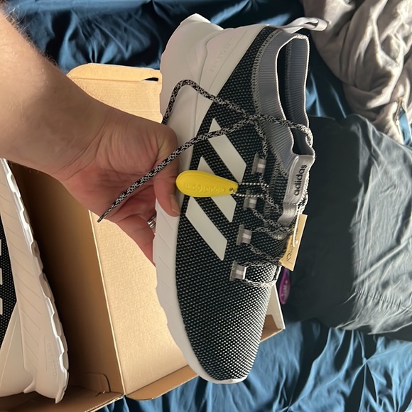 ADIDAS QUESTAR RISE SIZE 13 - Picture 2 of 3